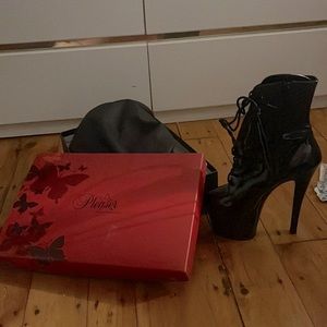 Shiny Pleasers Adore Booties